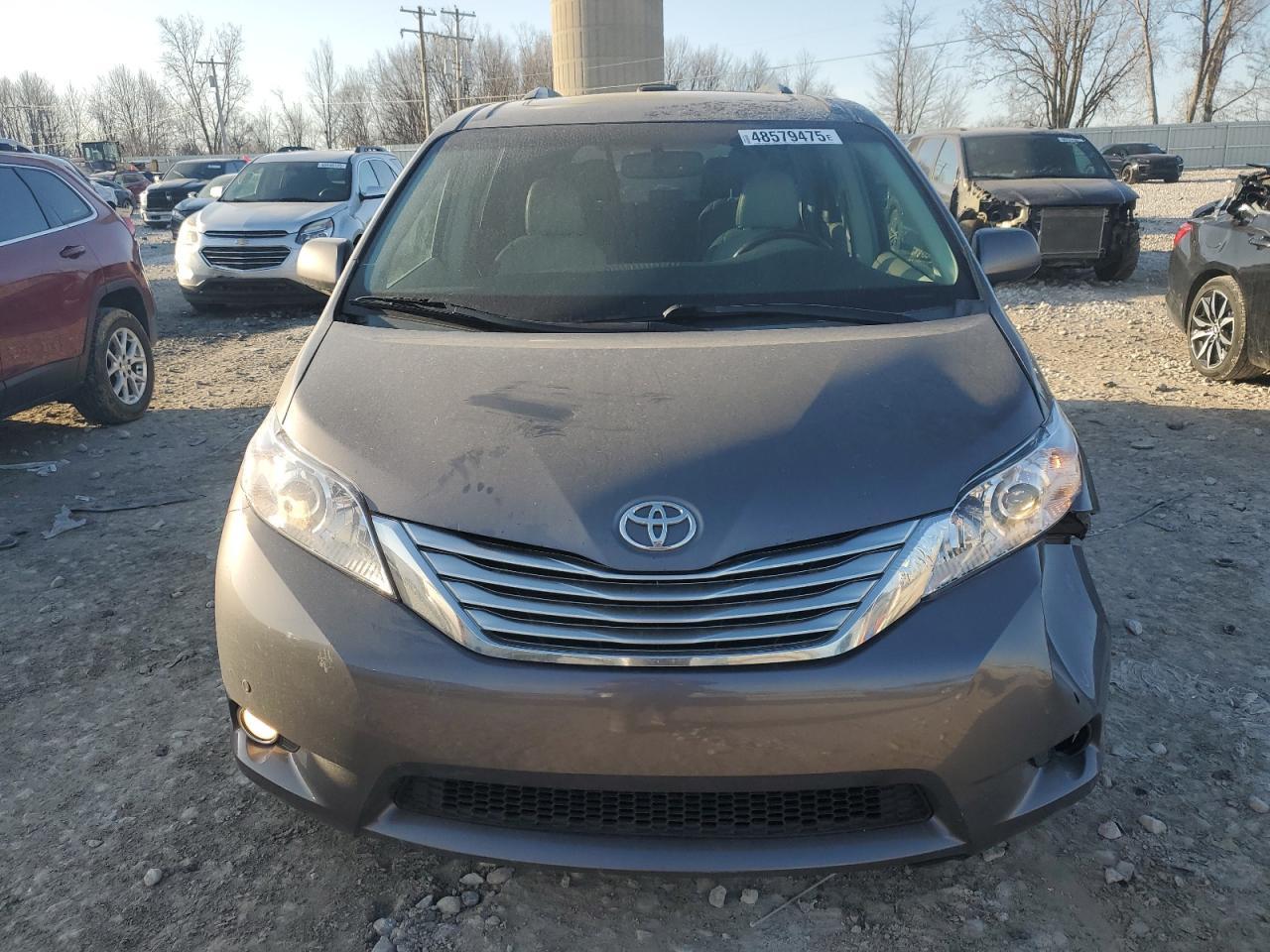 2011 TOYOTA SIENNA XLE - Фото 5