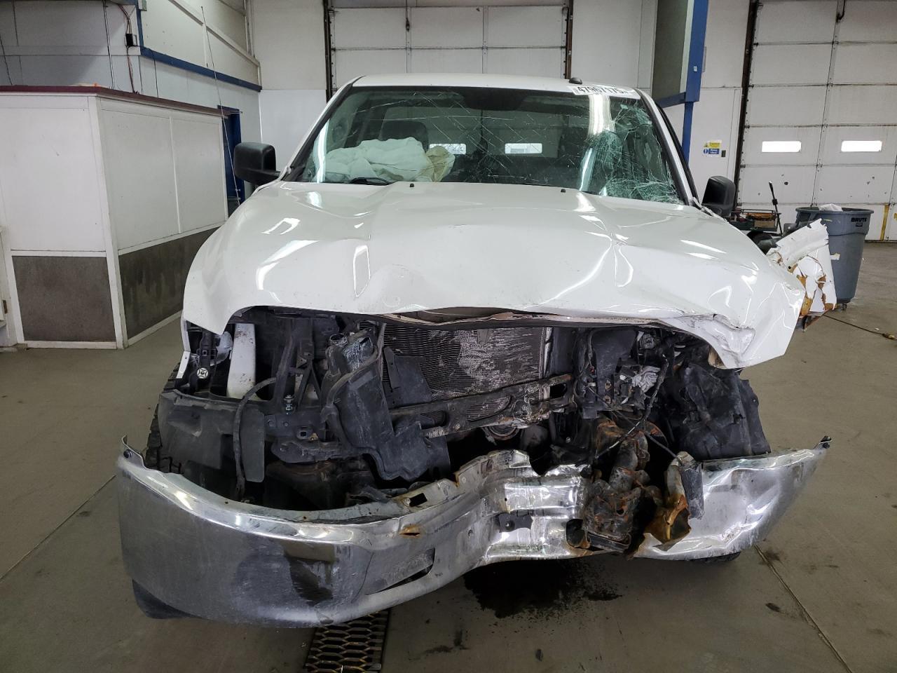 2019 RAM 1500 CLASS - Фото 5