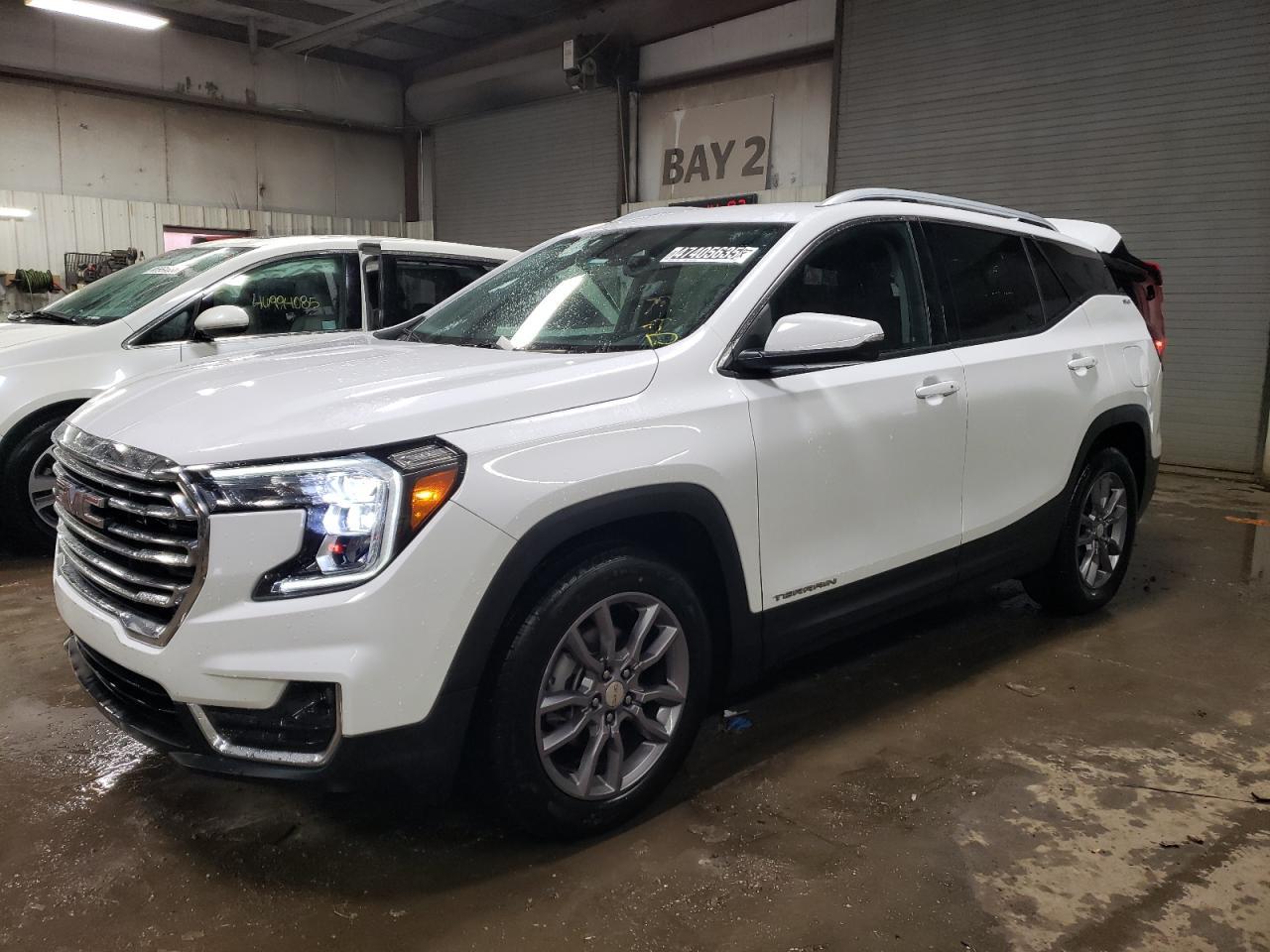 2023 GMC TERRAIN SL
