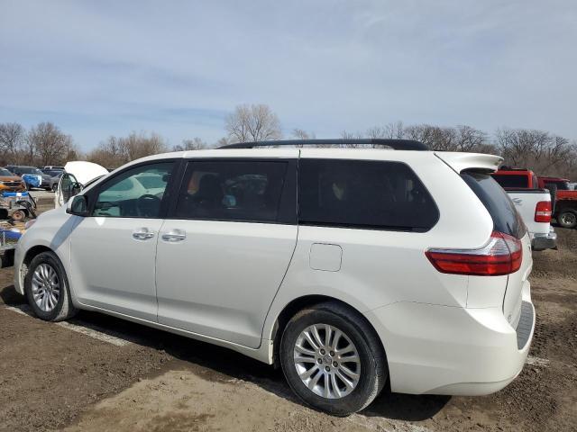 2015 TOYOTA SIENNA XLE - Фото 2