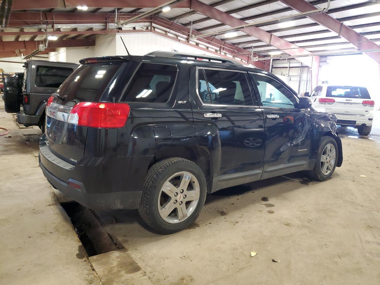 2013 GMC TERRAIN SL - Фото 3