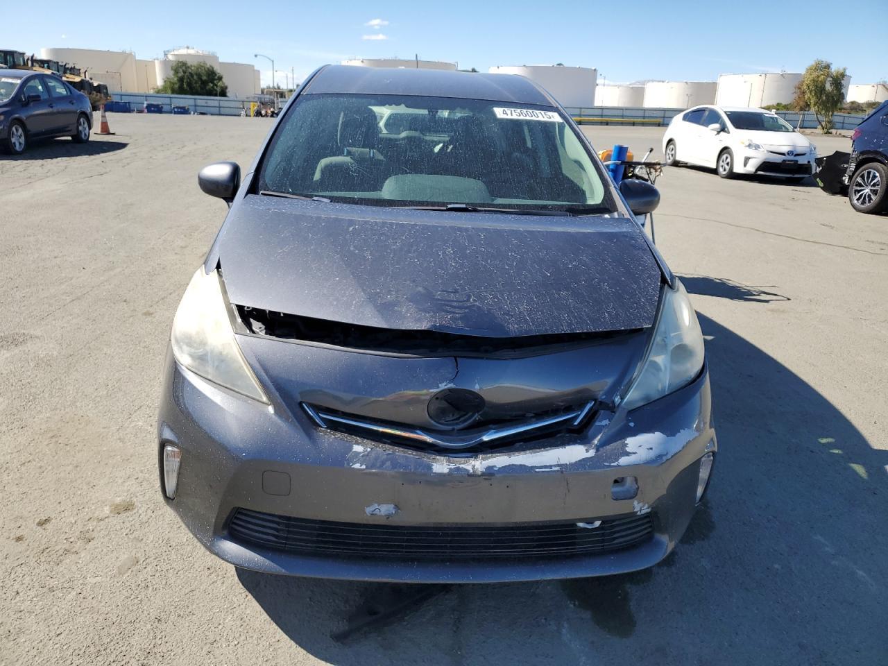 2013 TOYOTA PRIUS V - Фото 5