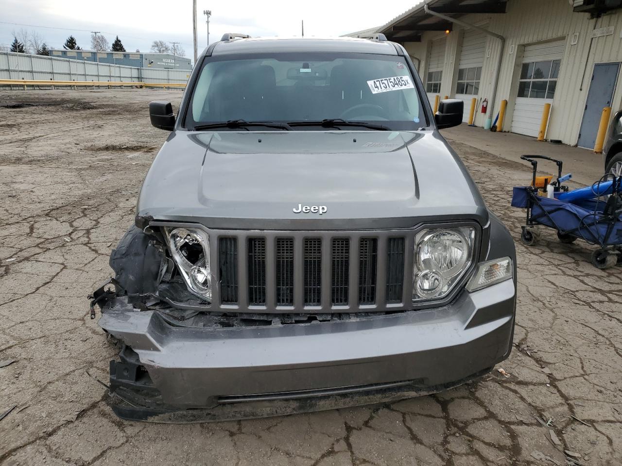 2012 JEEP LIBERTY SP - Image 5