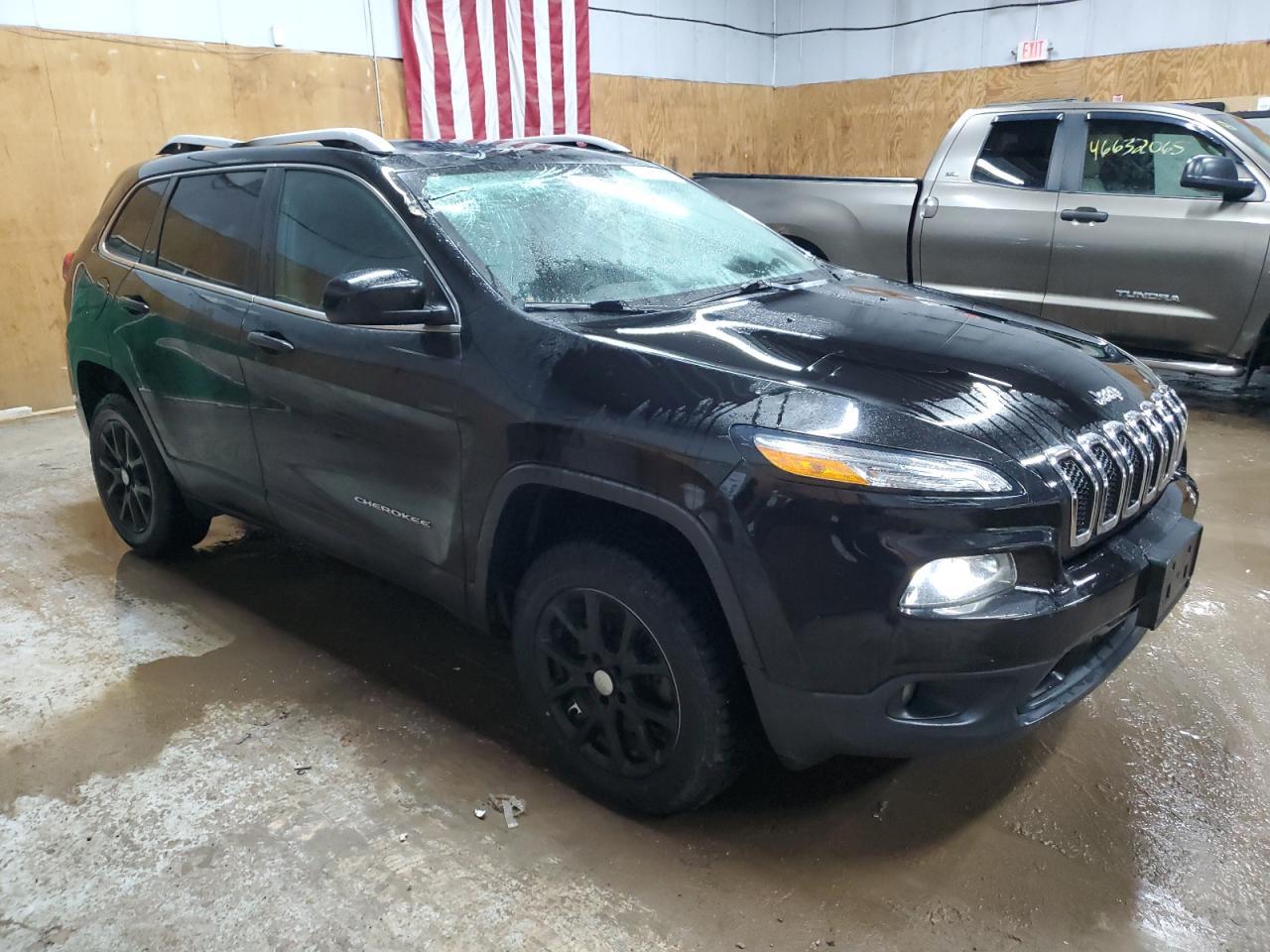2017 JEEP CHEROKEE L - Image 4