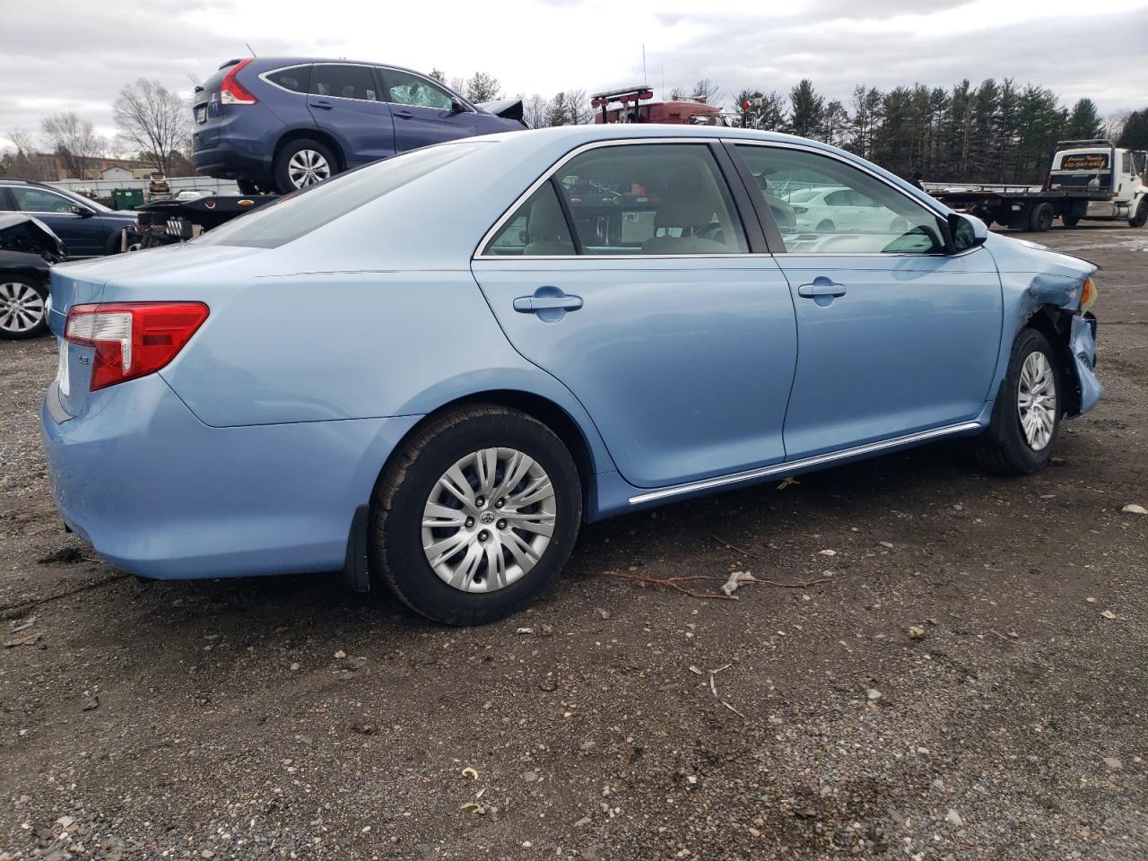 2013 TOYOTA CAMRY L - Image 3