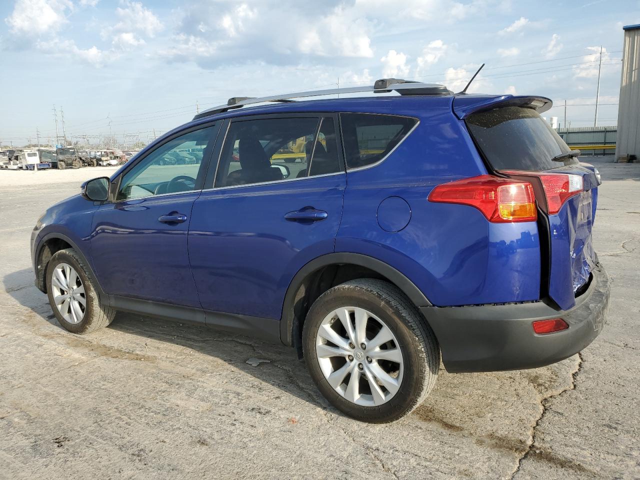 2015 TOYOTA RAV4 LIMIT - Фото 2