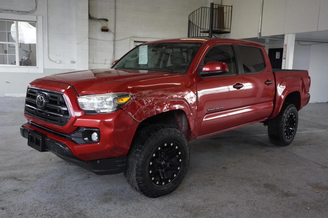 2019 TOYOTA TACOMA DOU - Фото 2