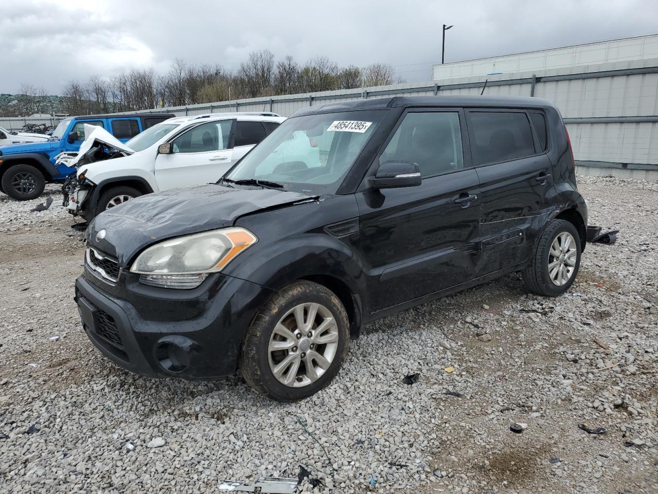 2013 KIA SOUL +