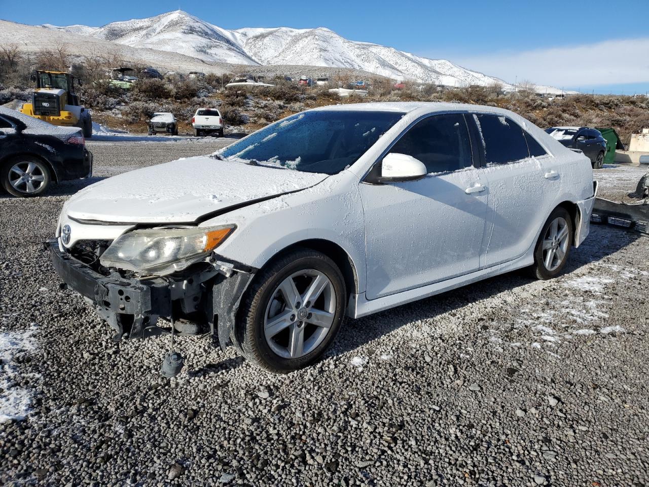 2014 TOYOTA CAMRY L