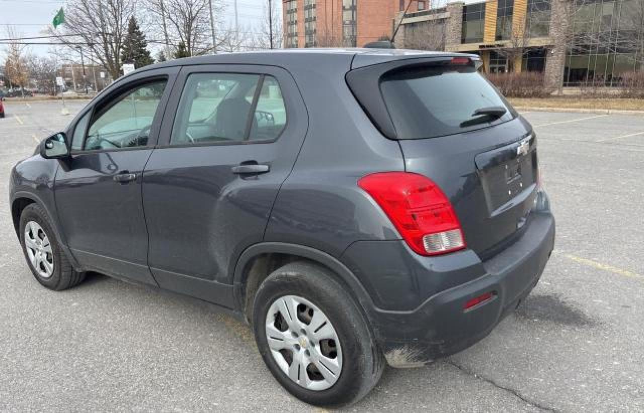 2015 CHEVROLET TRAX LS - Image 3