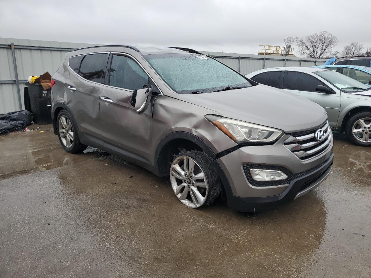 2013 HYUNDAI SANTA FE S - Image 4
