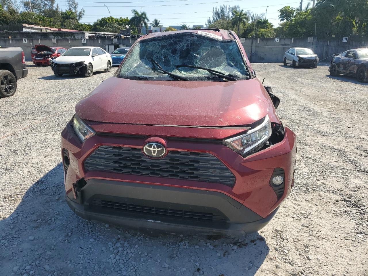 2020 TOYOTA RAV4 XLE P - Image 5