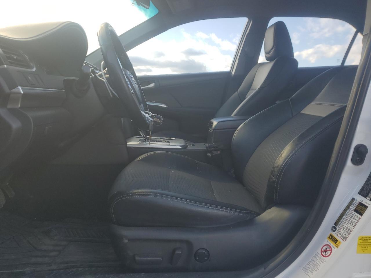 2014 TOYOTA CAMRY L - Image 7