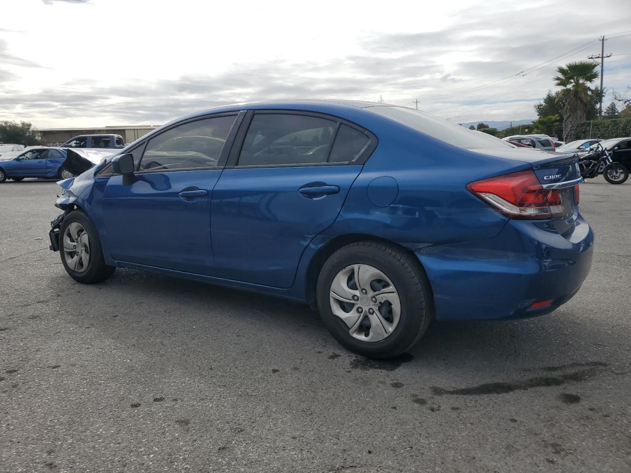 2015 HONDA CIVIC LX - Image 2
