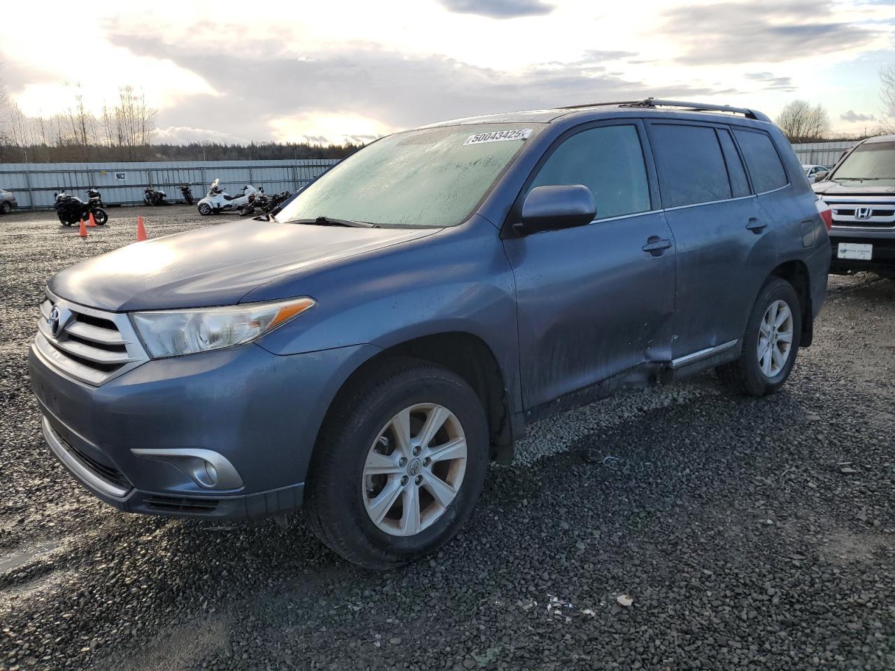 2012 TOYOTA HIGHLANDER