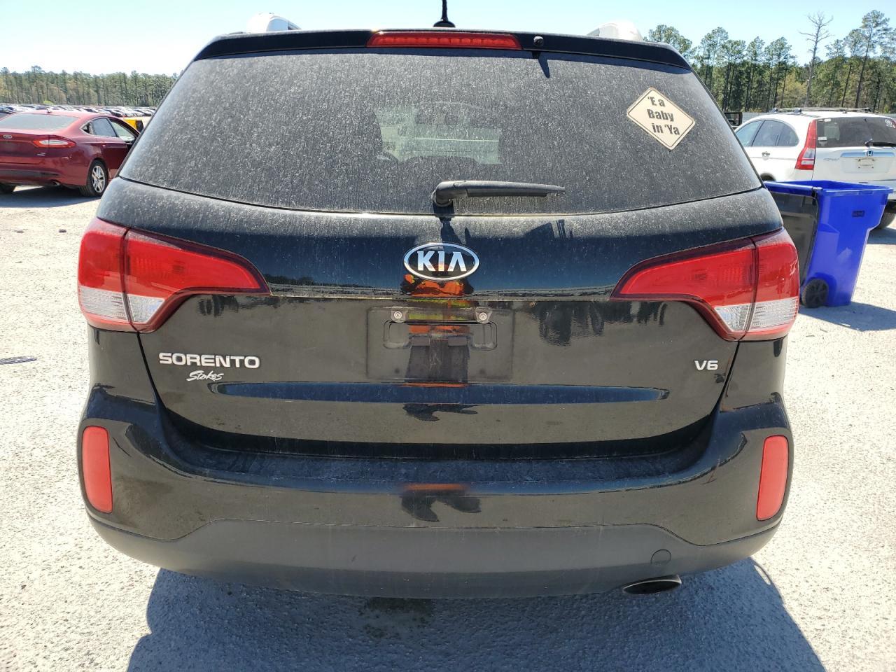 2015 KIA SORENTO LX - Image 6