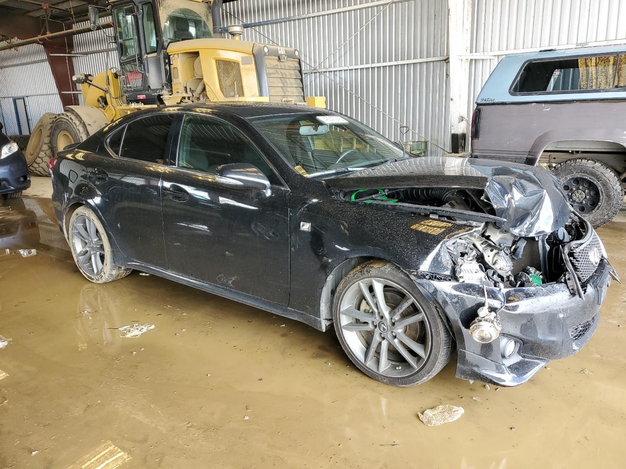 2011 LEXUS IS 250 - Image 4