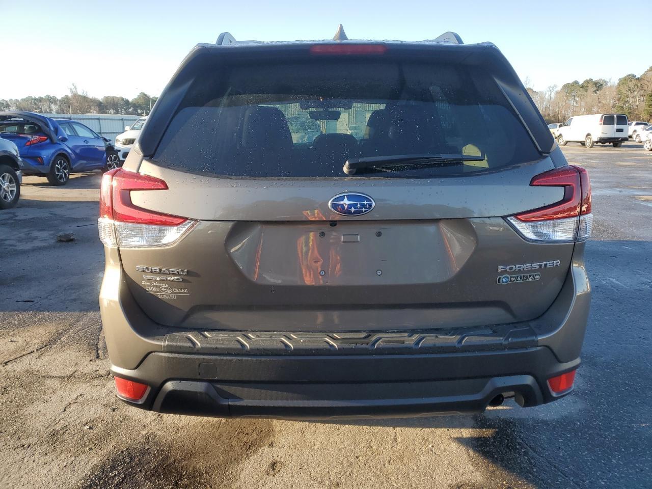 2021 SUBARU FORESTER P - Фото 6