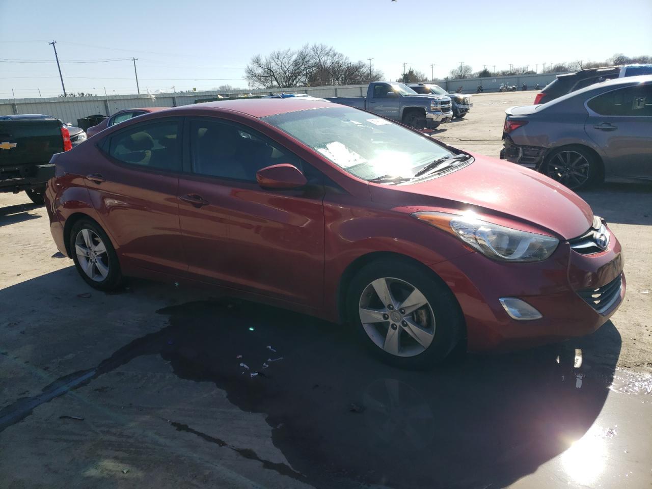 2013 HYUNDAI ELANTRA GL - Image 4