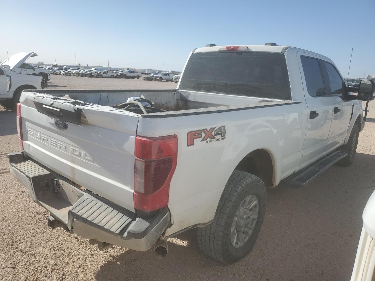 2022 FORD F250 SUPER - Фото 3