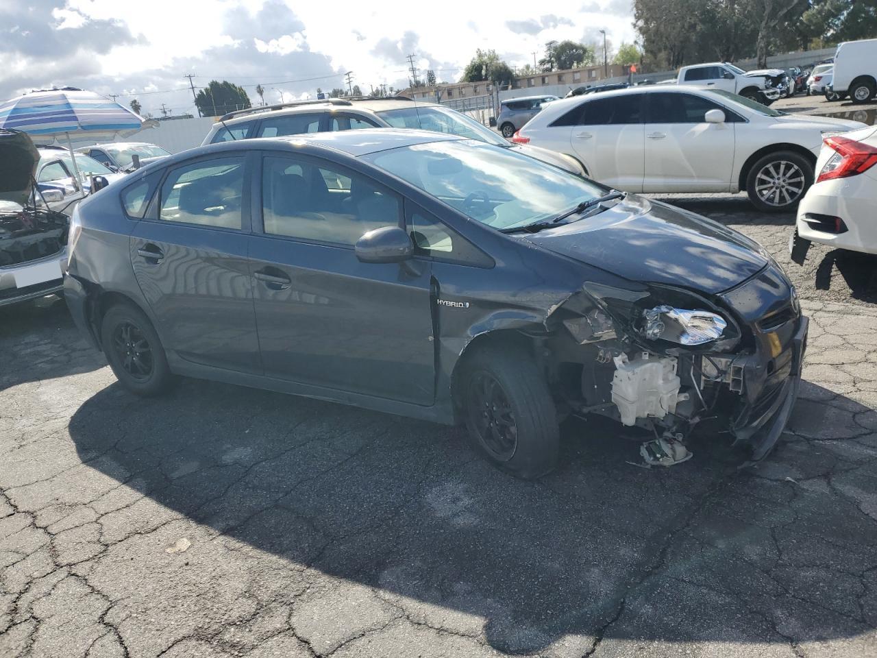 2013 TOYOTA PRIUS - Фото 4