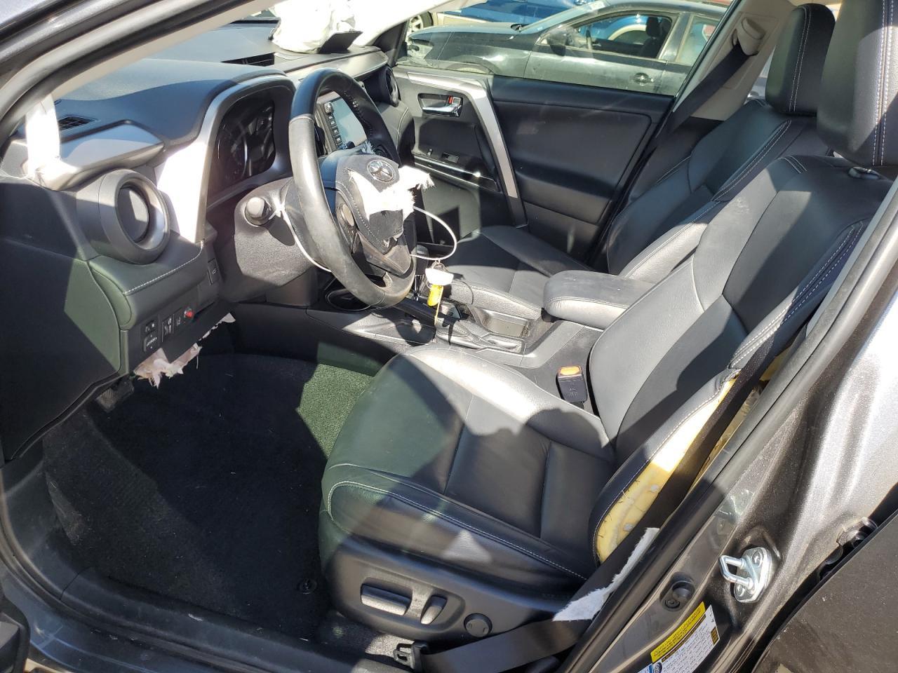 2017 TOYOTA RAV4 HV LI - Image 7