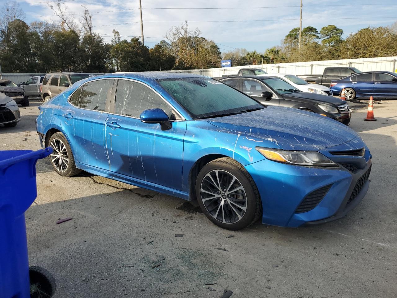 2020 TOYOTA CAMRY SE - Фото 4
