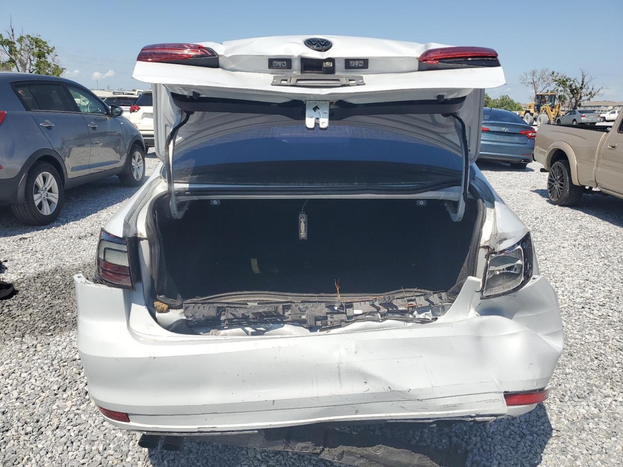 2017 VOLKSWAGEN JETTA S - Image 6