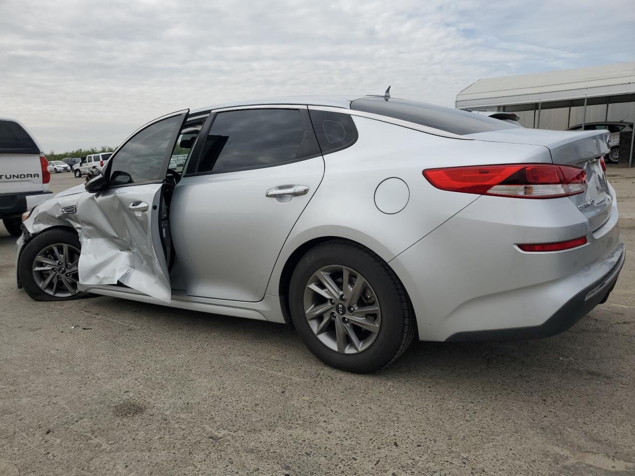 2019 KIA OPTIMA LX - Фото 2