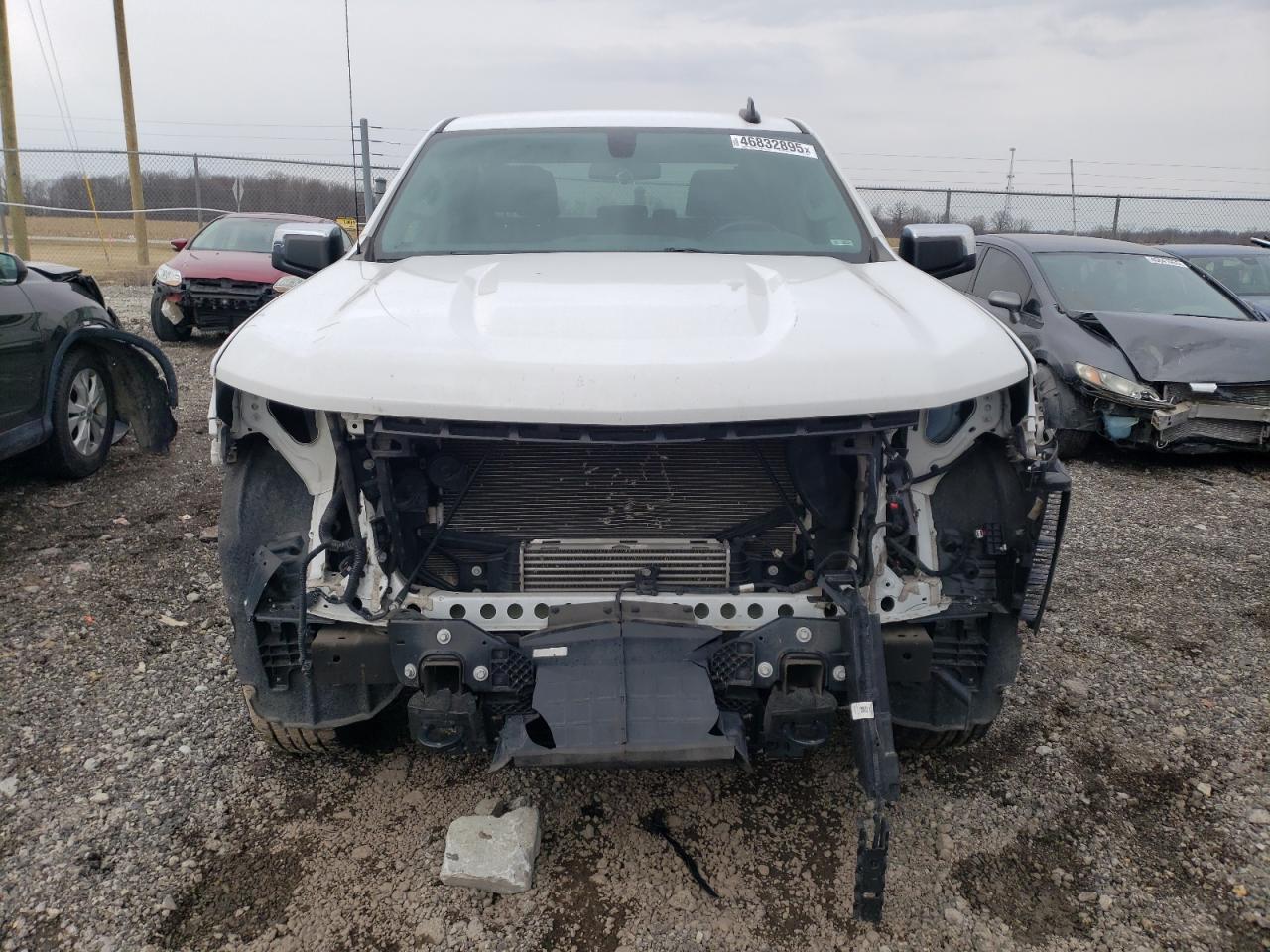 2021 CHEVROLET SILVERADO - Фото 5