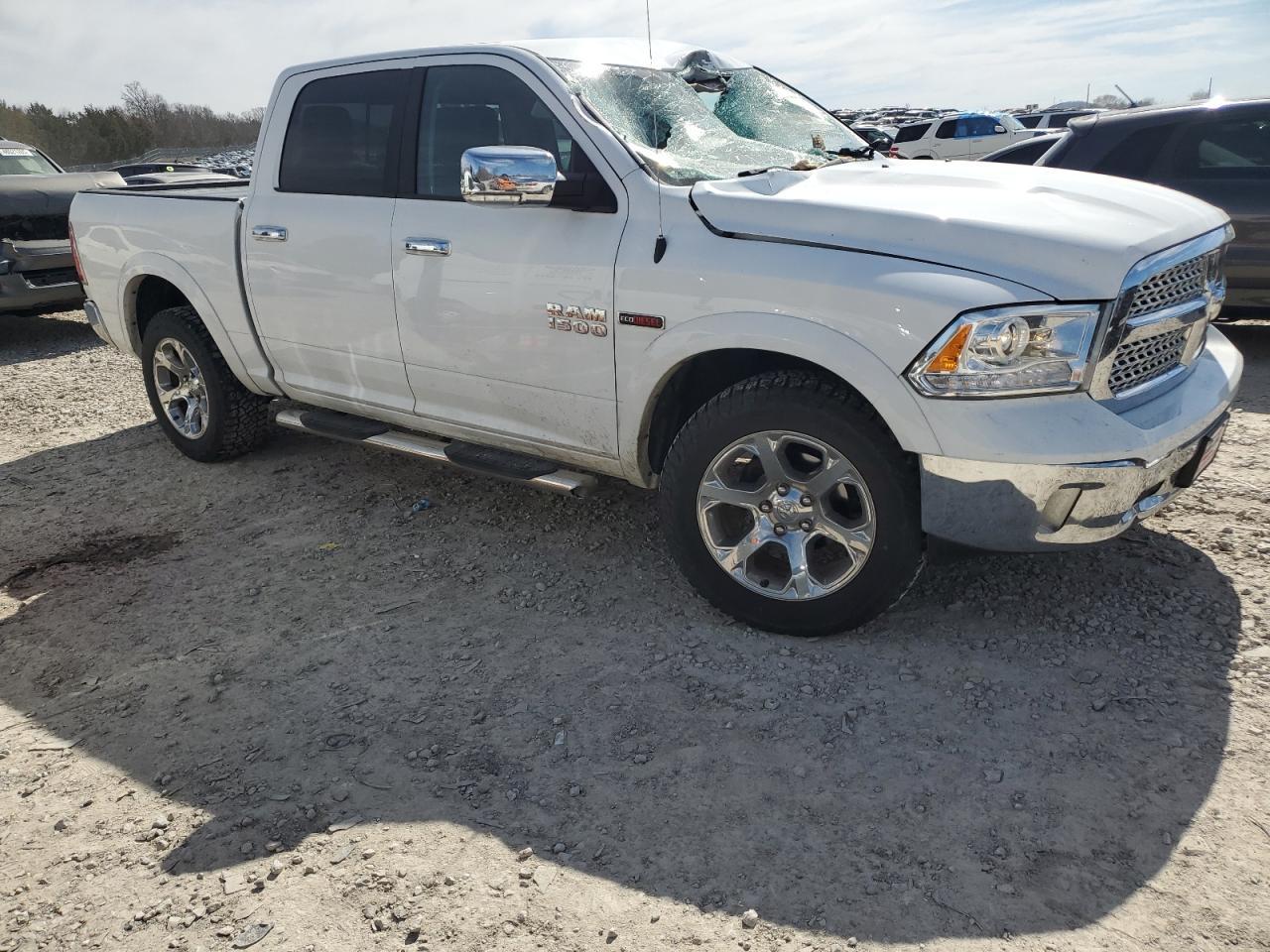 2017 RAM 1500 LARAM - Image 4