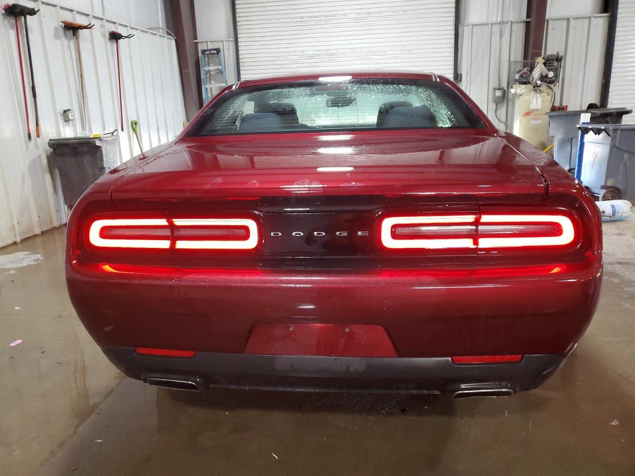 2017 DODGE CHALLENGER - Фото 6