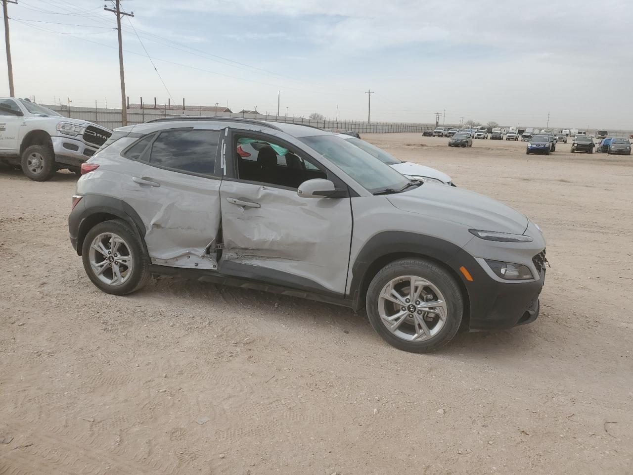 2023 HYUNDAI KONA SEL - Фото 4