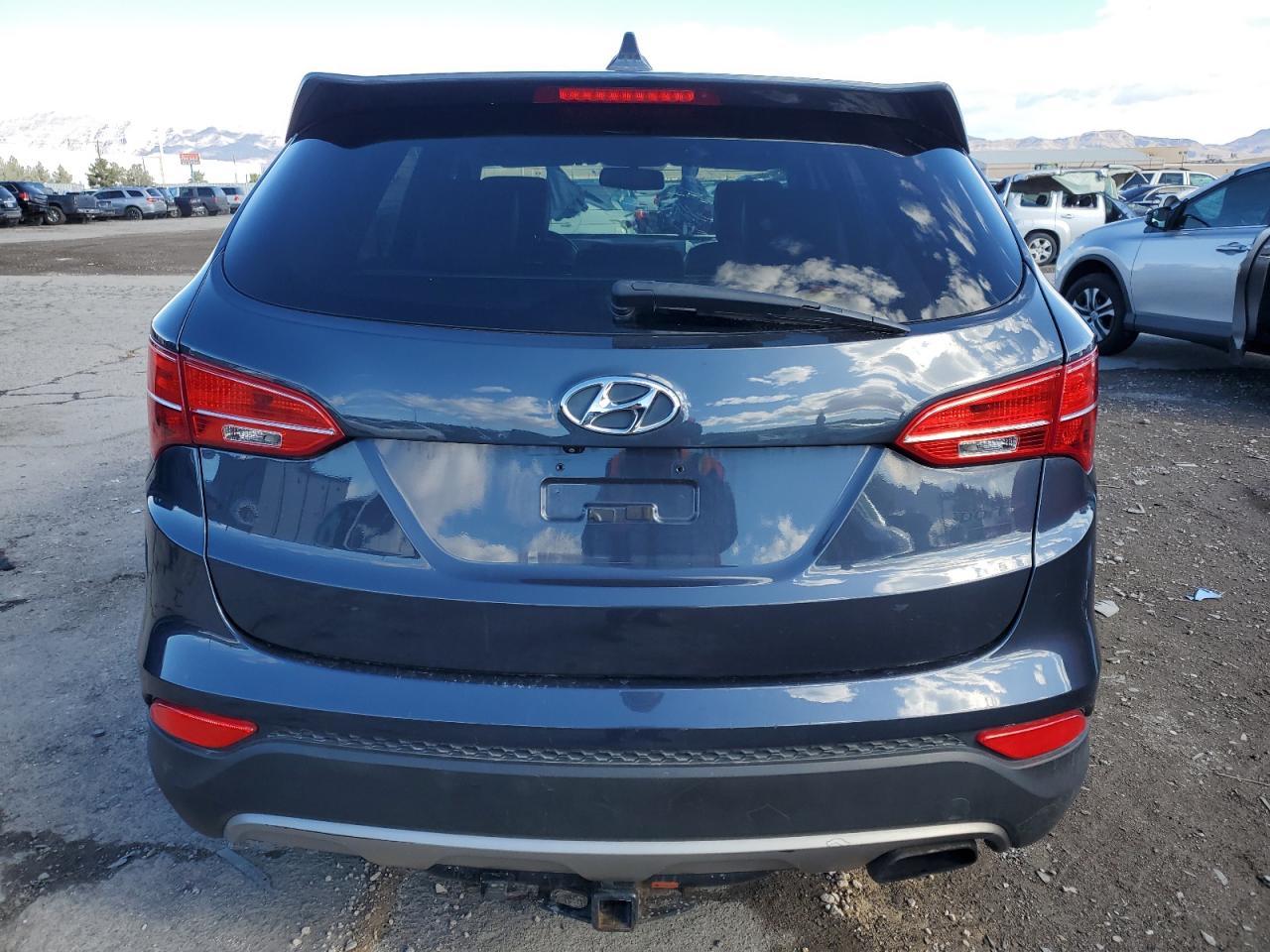 2013 HYUNDAI SANTA FE S - Image 6