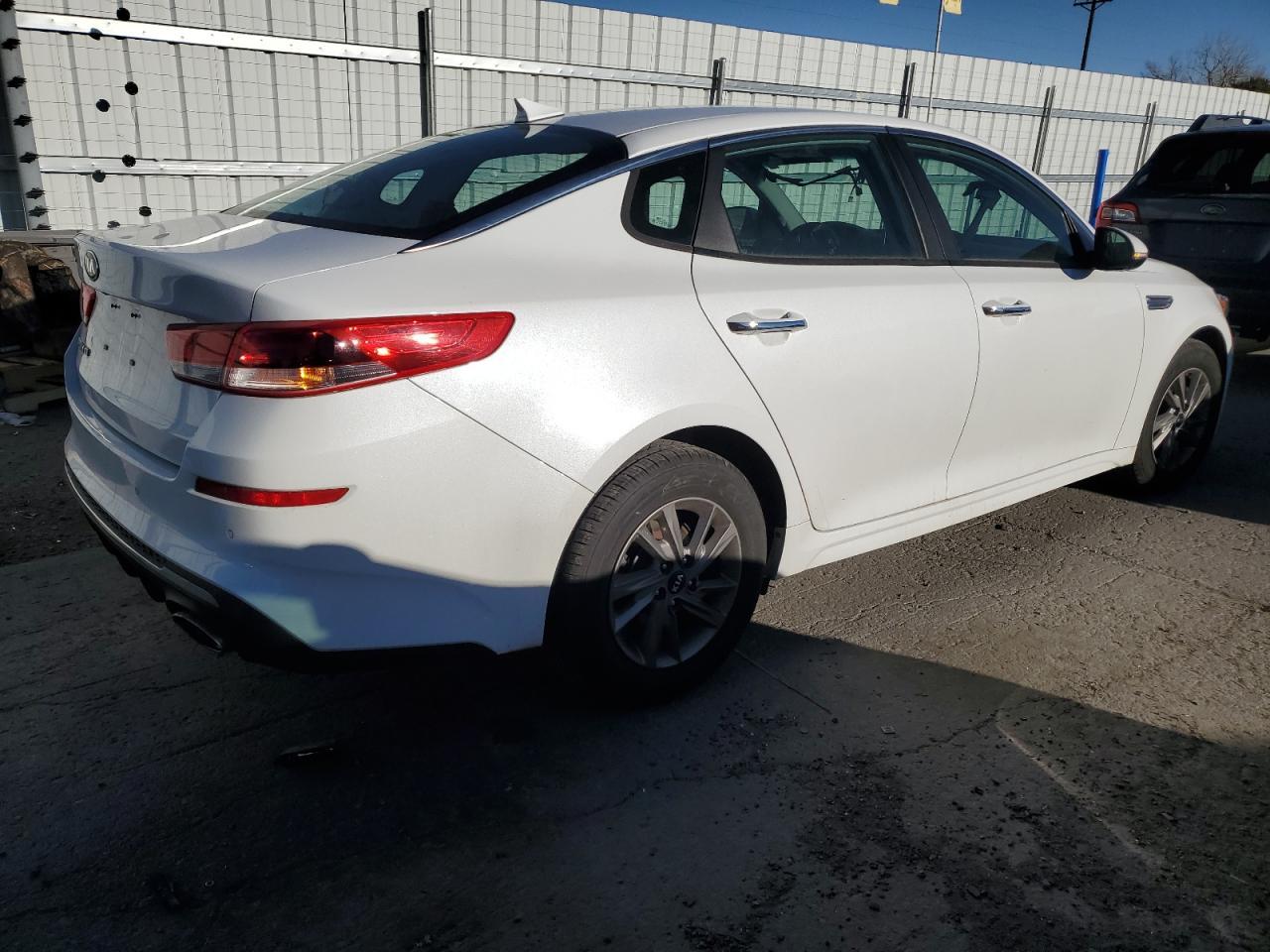 2020 KIA OPTIMA LX - Image 3