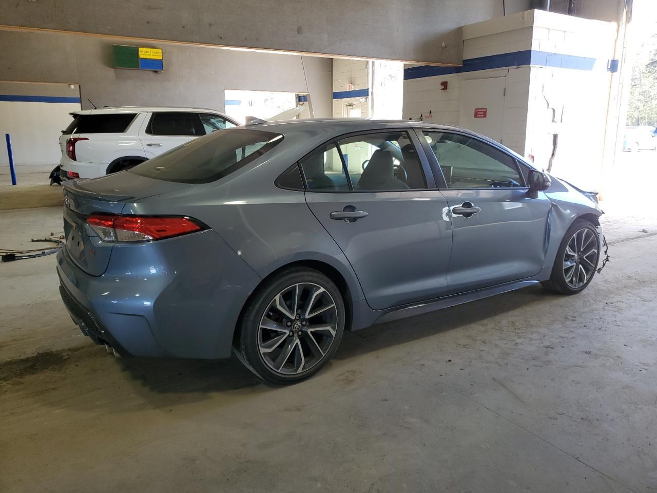 2020 TOYOTA COROLLA SE - Image 3