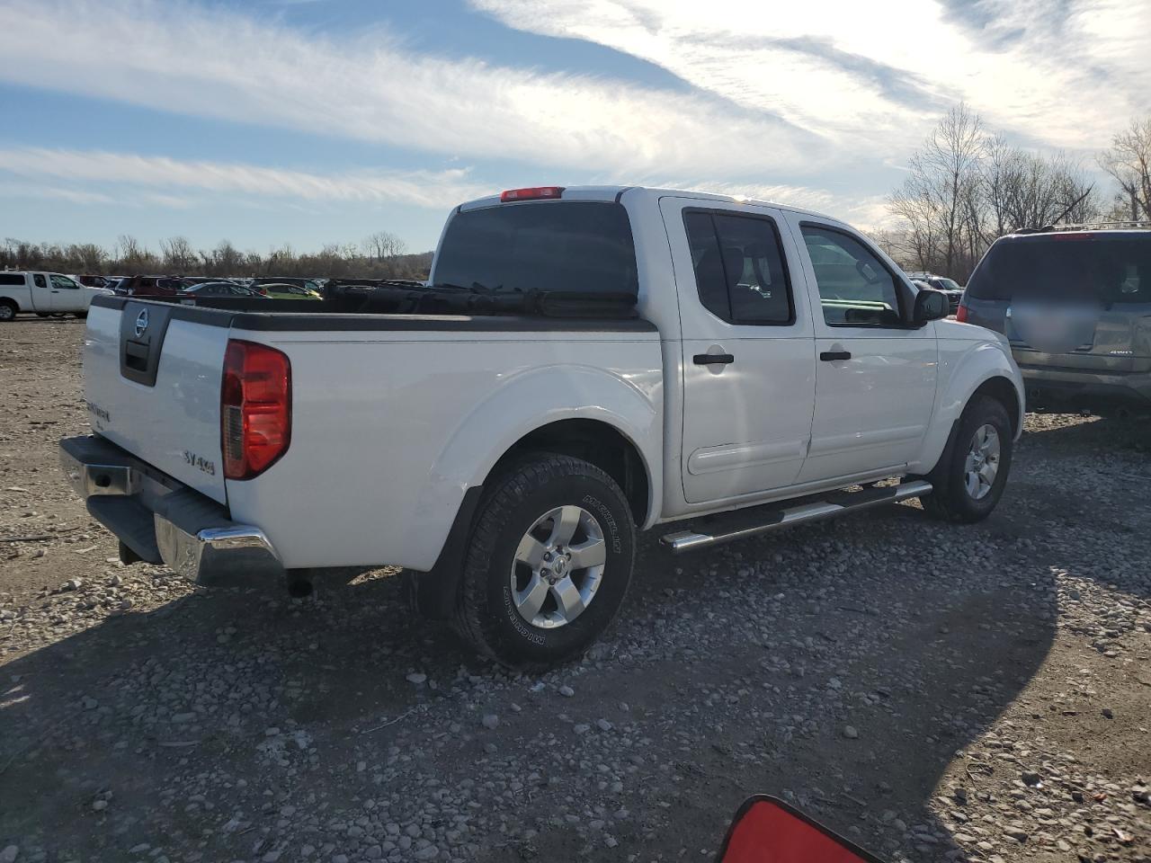 2012 NISSAN FRONTIER S - Фото 3