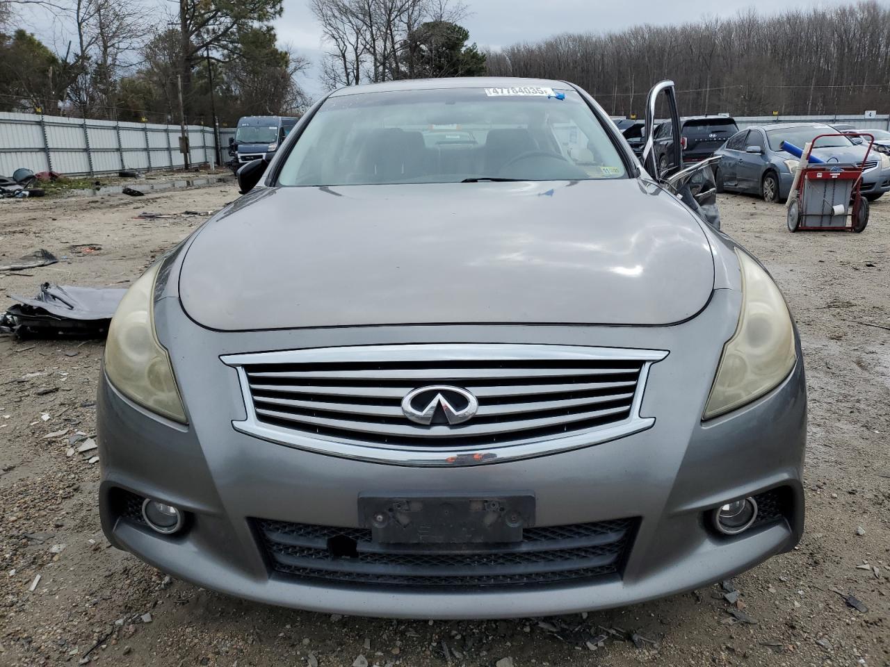 2012 INFINITI G37 - Image 5