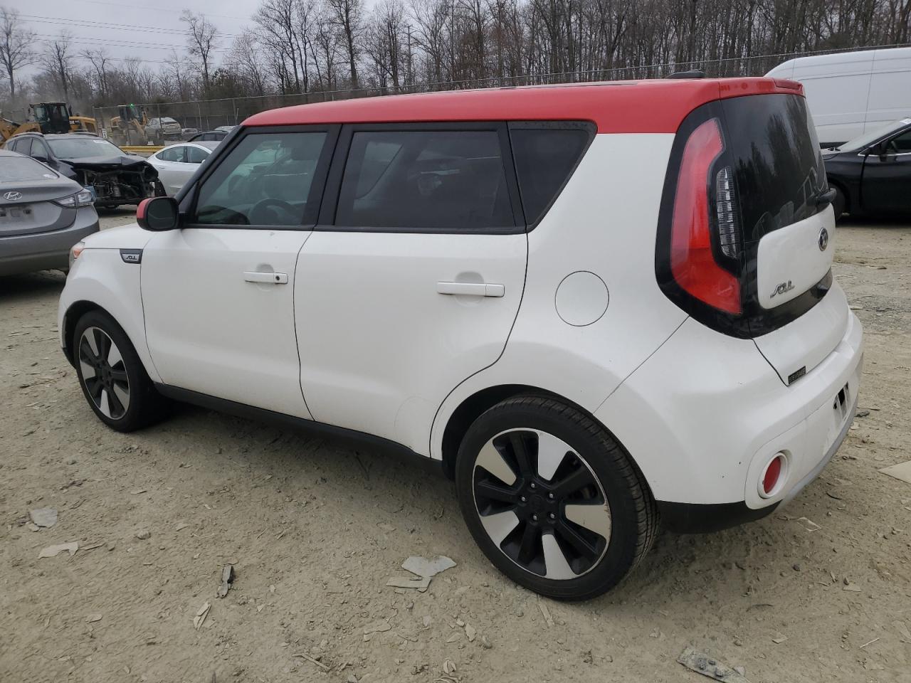 2017 KIA SOUL + - Фото 2