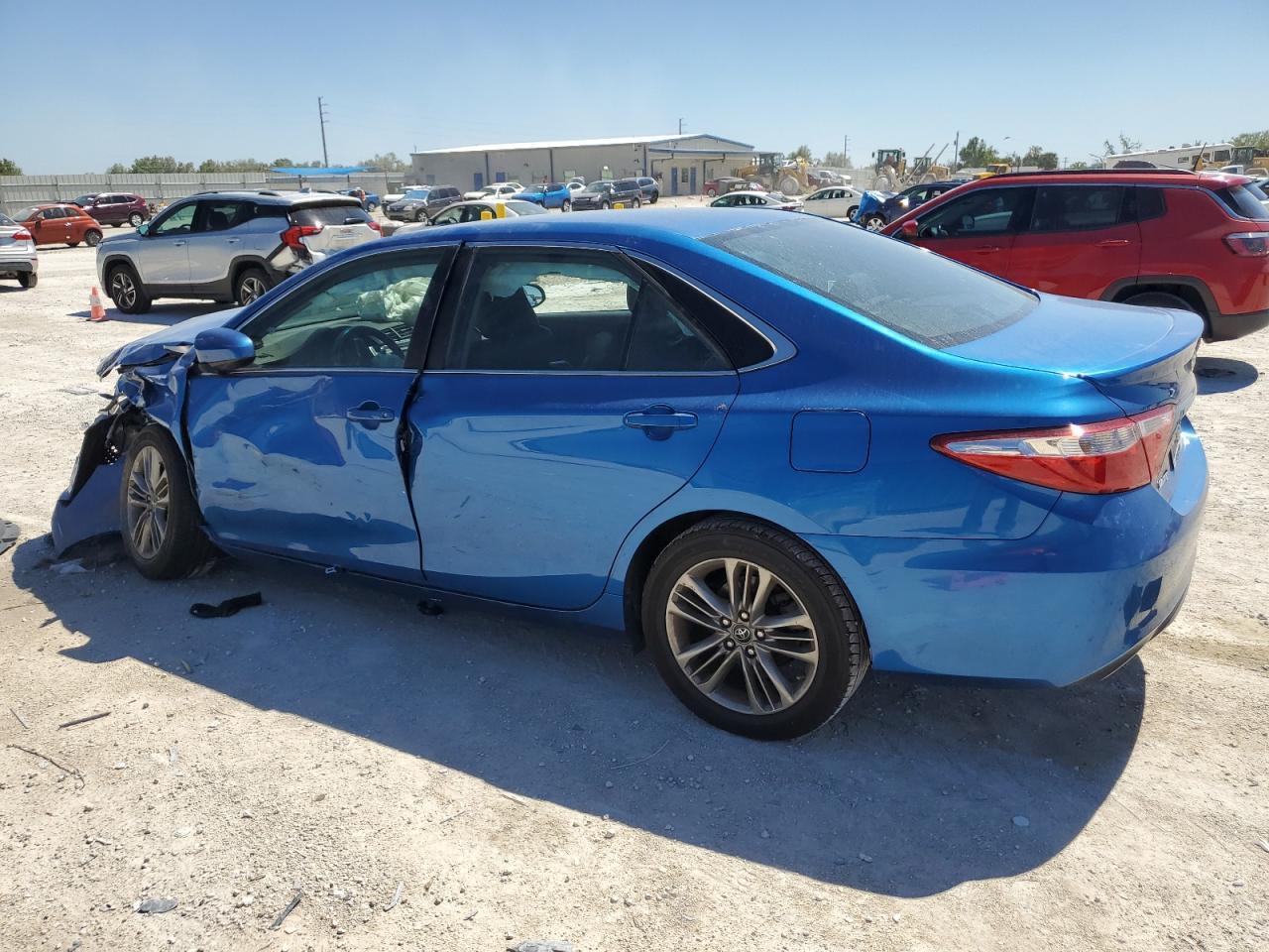 2017 TOYOTA CAMRY LE - Image 2