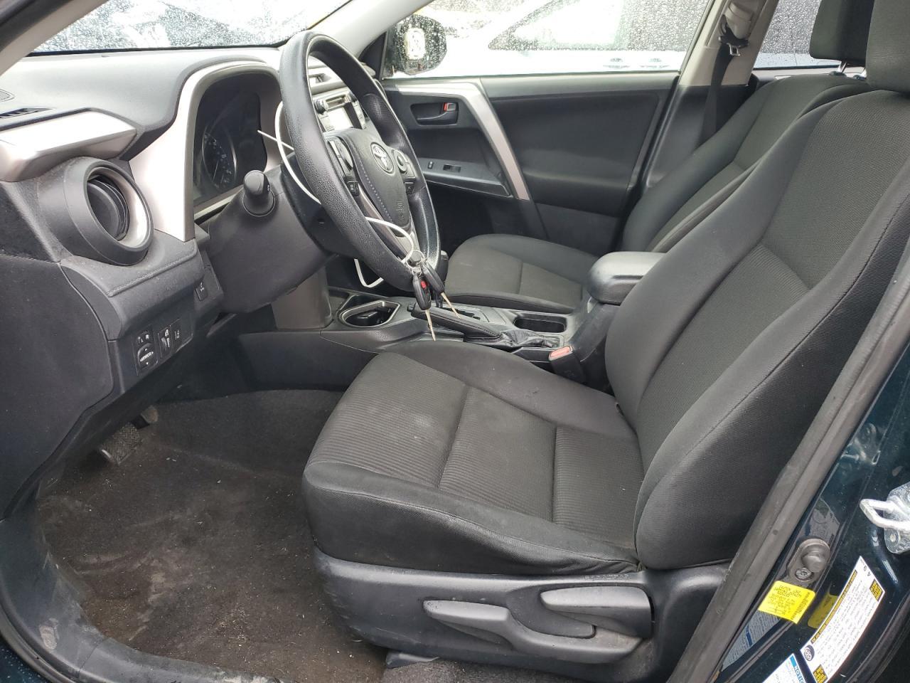 2018 TOYOTA RAV4 LE - Фото 7