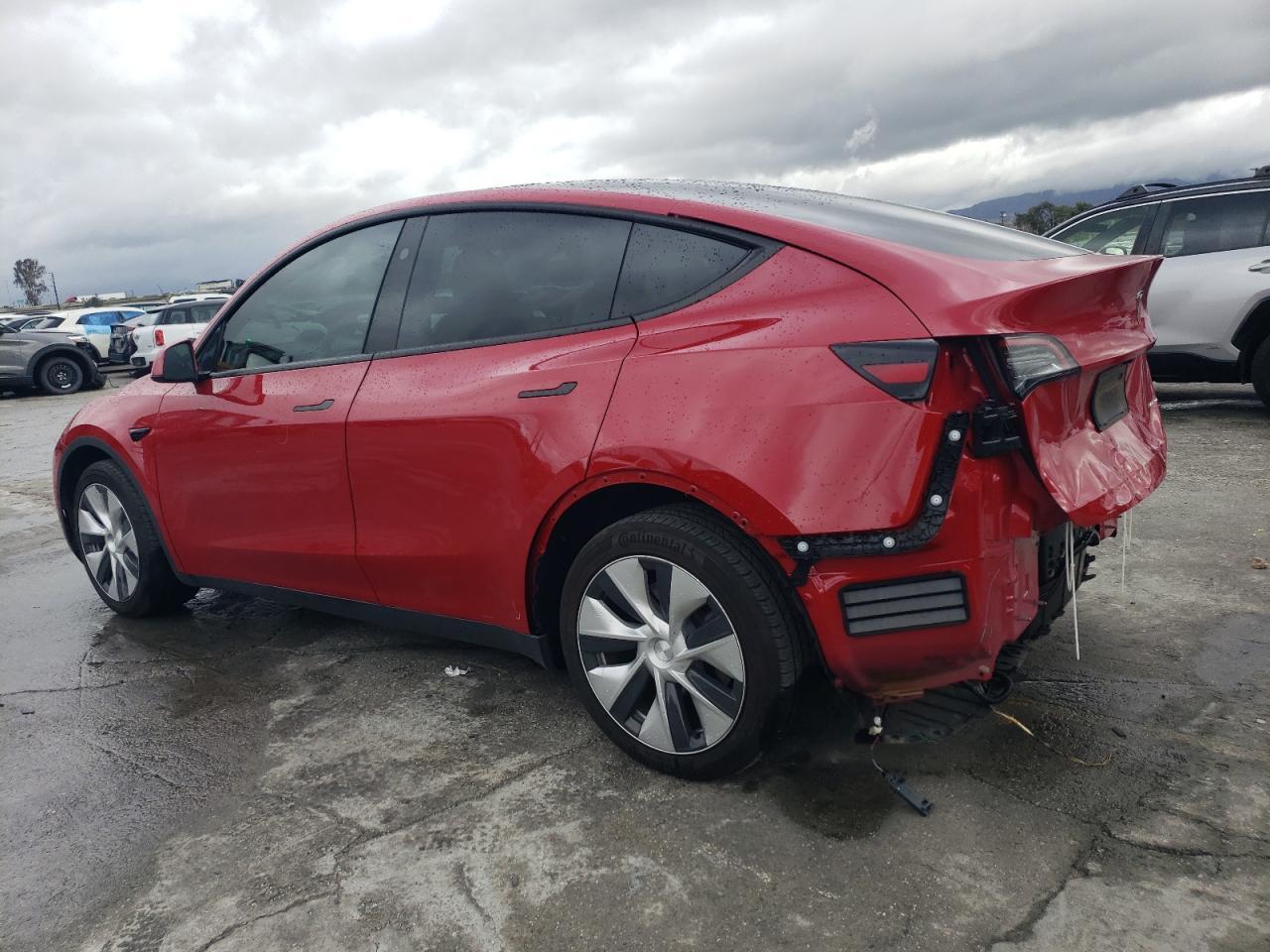 2023 TESLA MODEL Y - Image 2