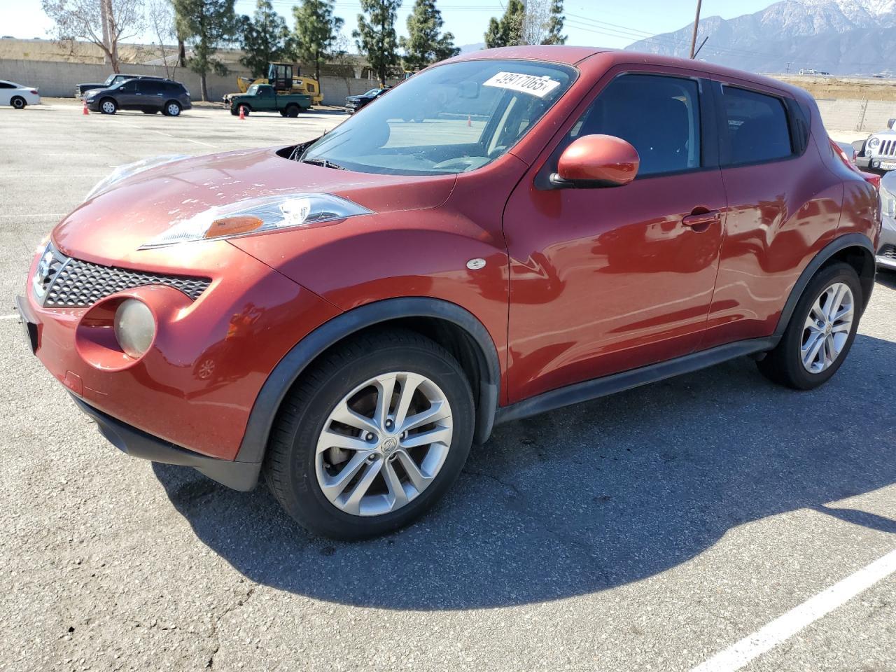 2011 NISSAN JUKE S