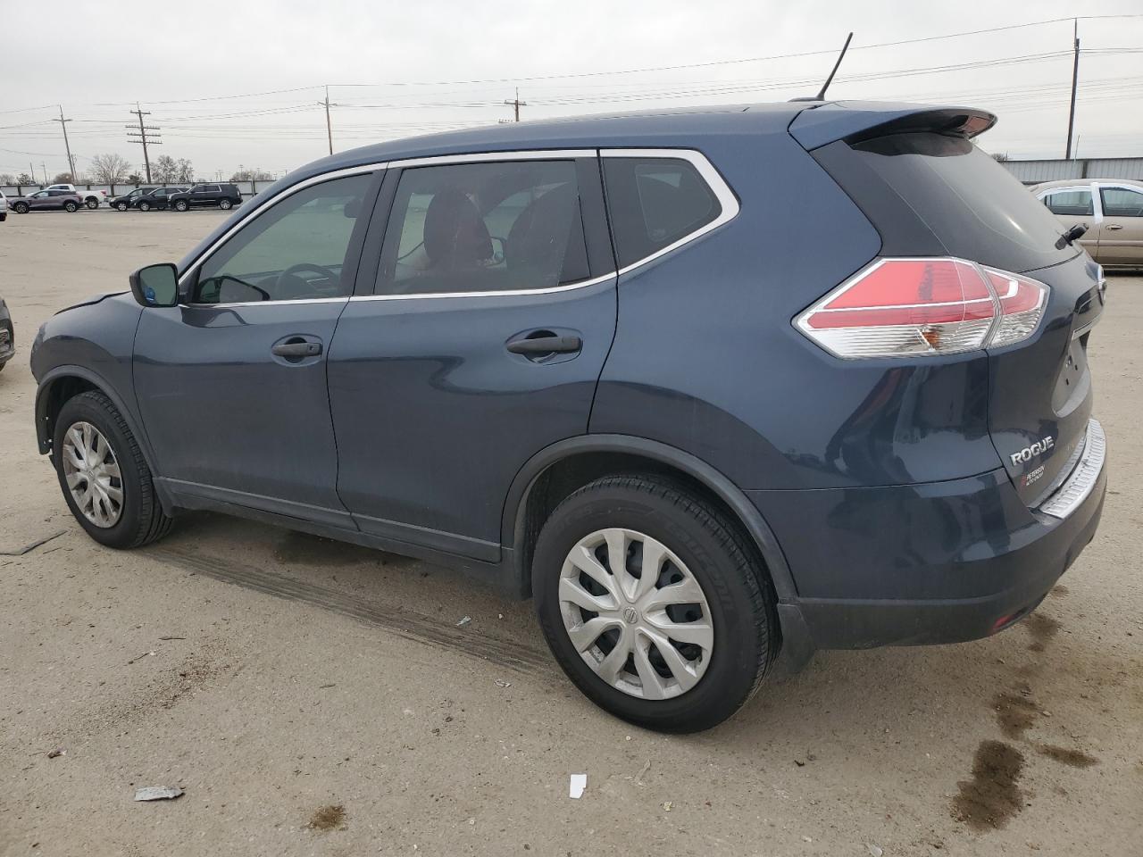2016 NISSAN ROGUE S - Image 2
