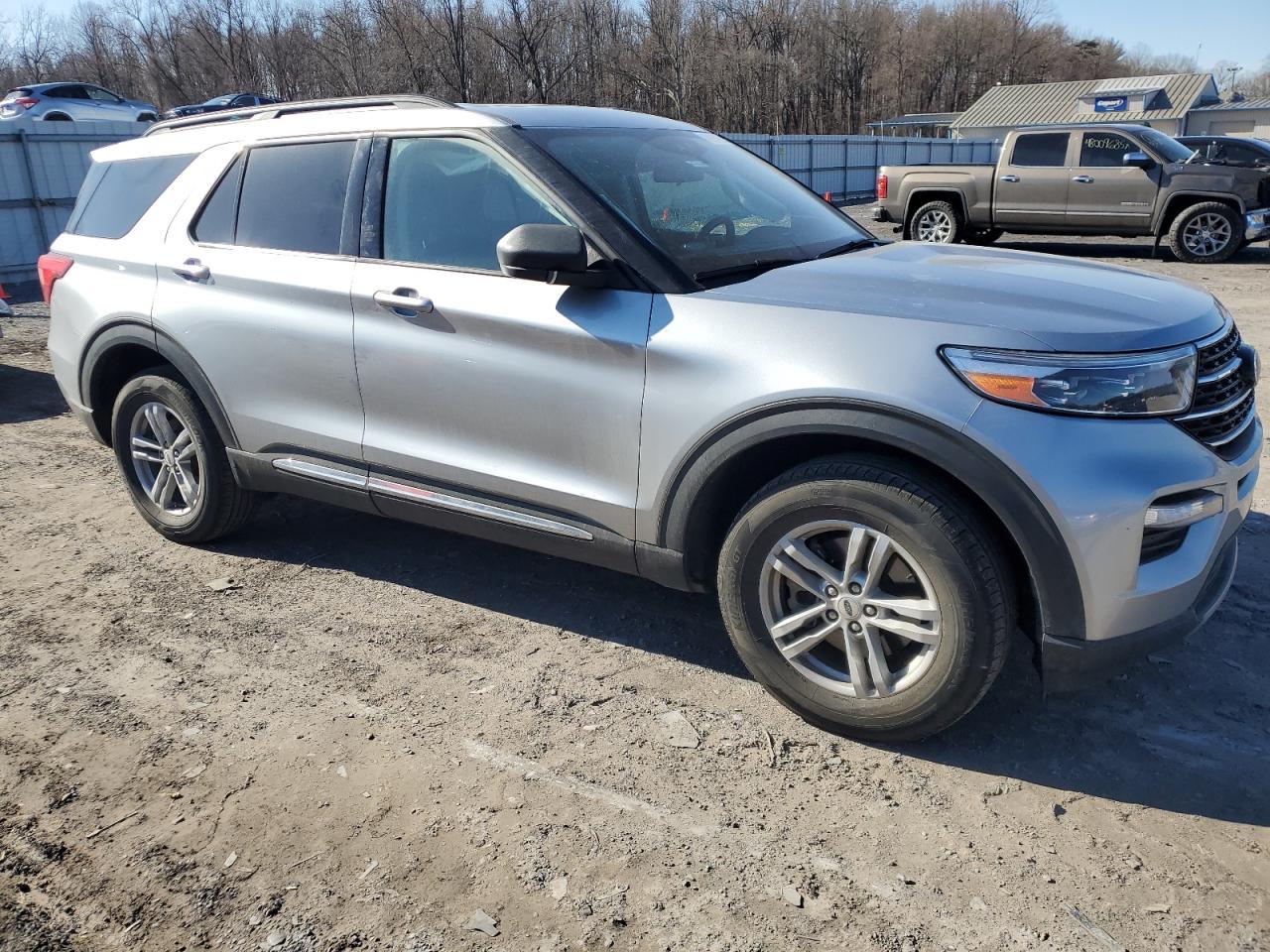 2022 FORD EXPLORER X - Фото 4
