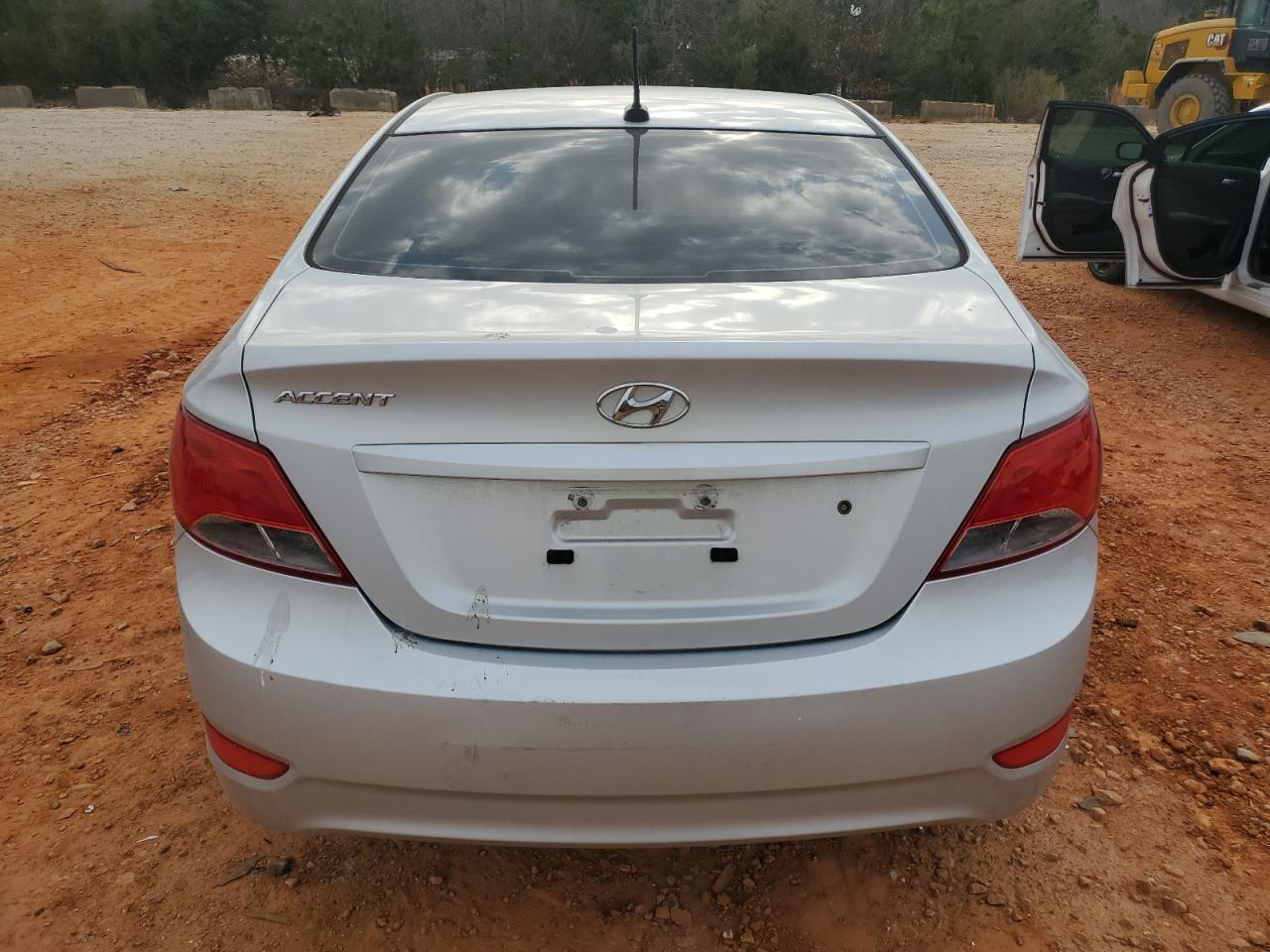 2015 HYUNDAI ACCENT GLS - Image 6