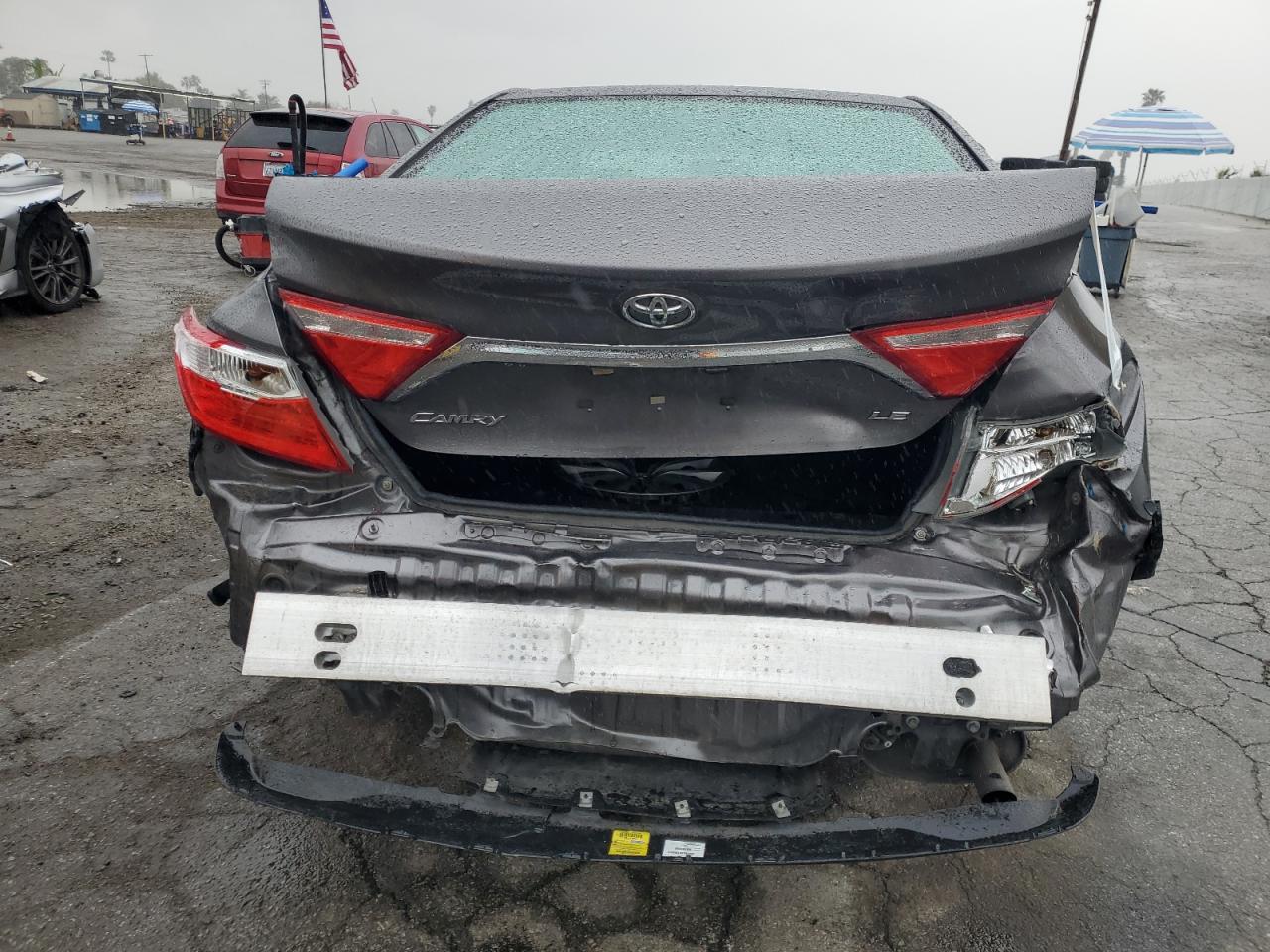 2015 TOYOTA CAMRY LE - Фото 6