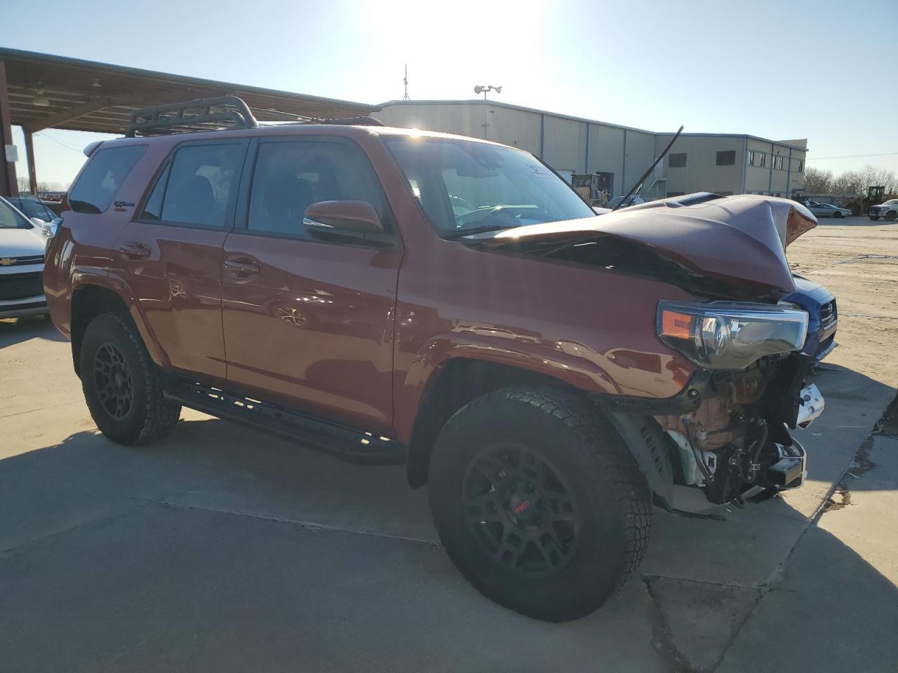 2024 TOYOTA 4RUNNER SR - Image 4