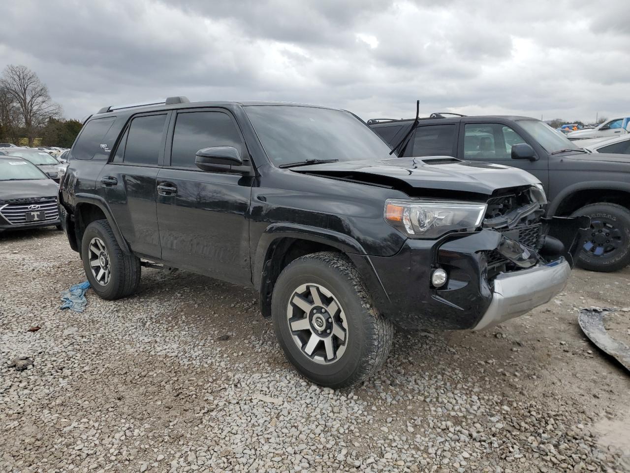 2022 TOYOTA 4RUNNER SR - Image 4