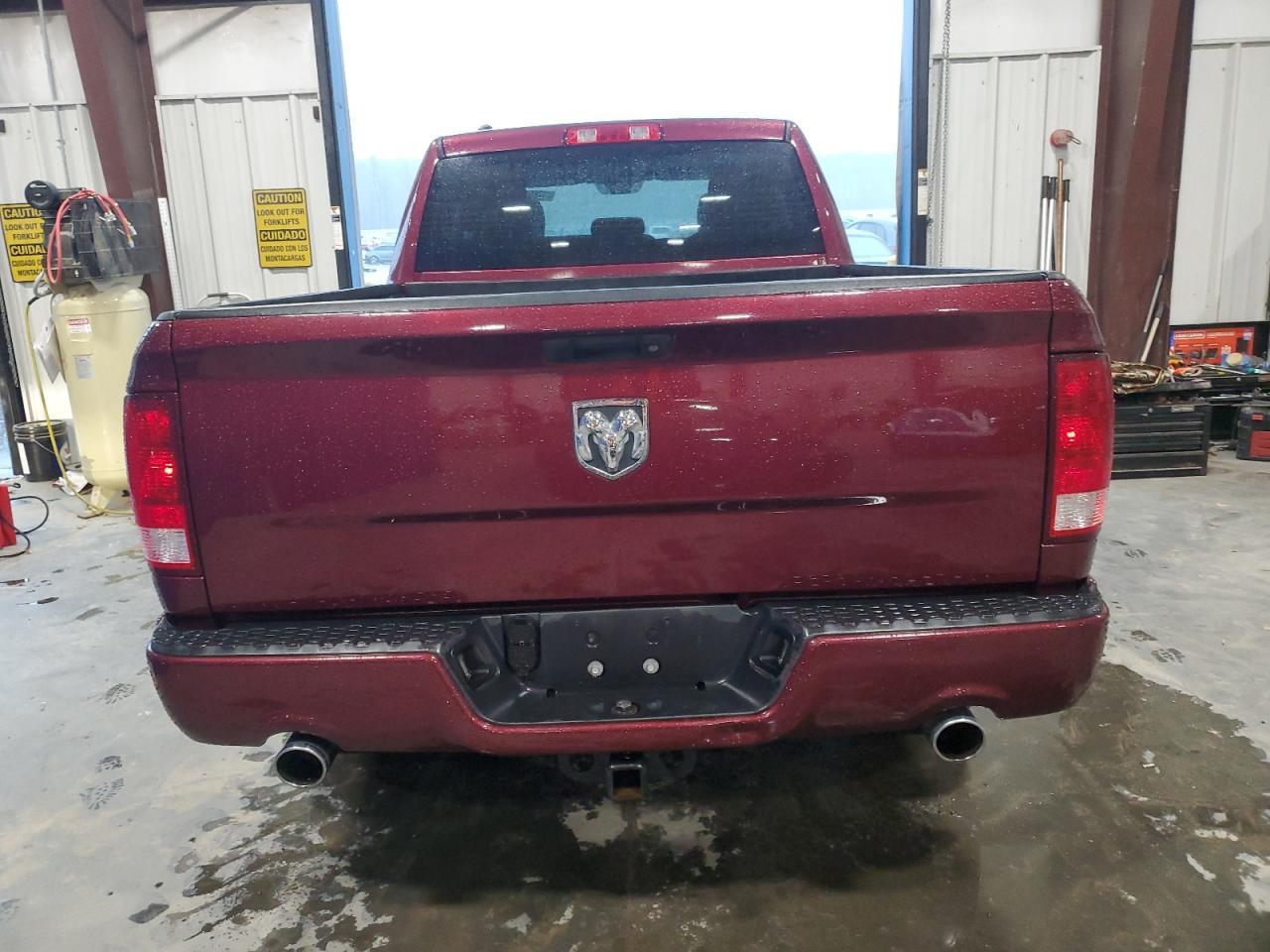 2017 RAM 1500 ST - Image 6